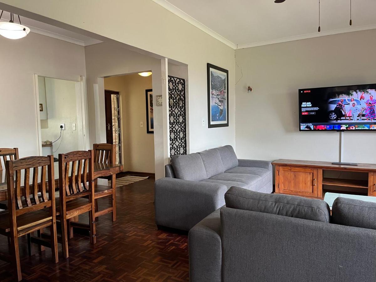Villa 10 St Johns - House à Port Shepstone Extérieur photo