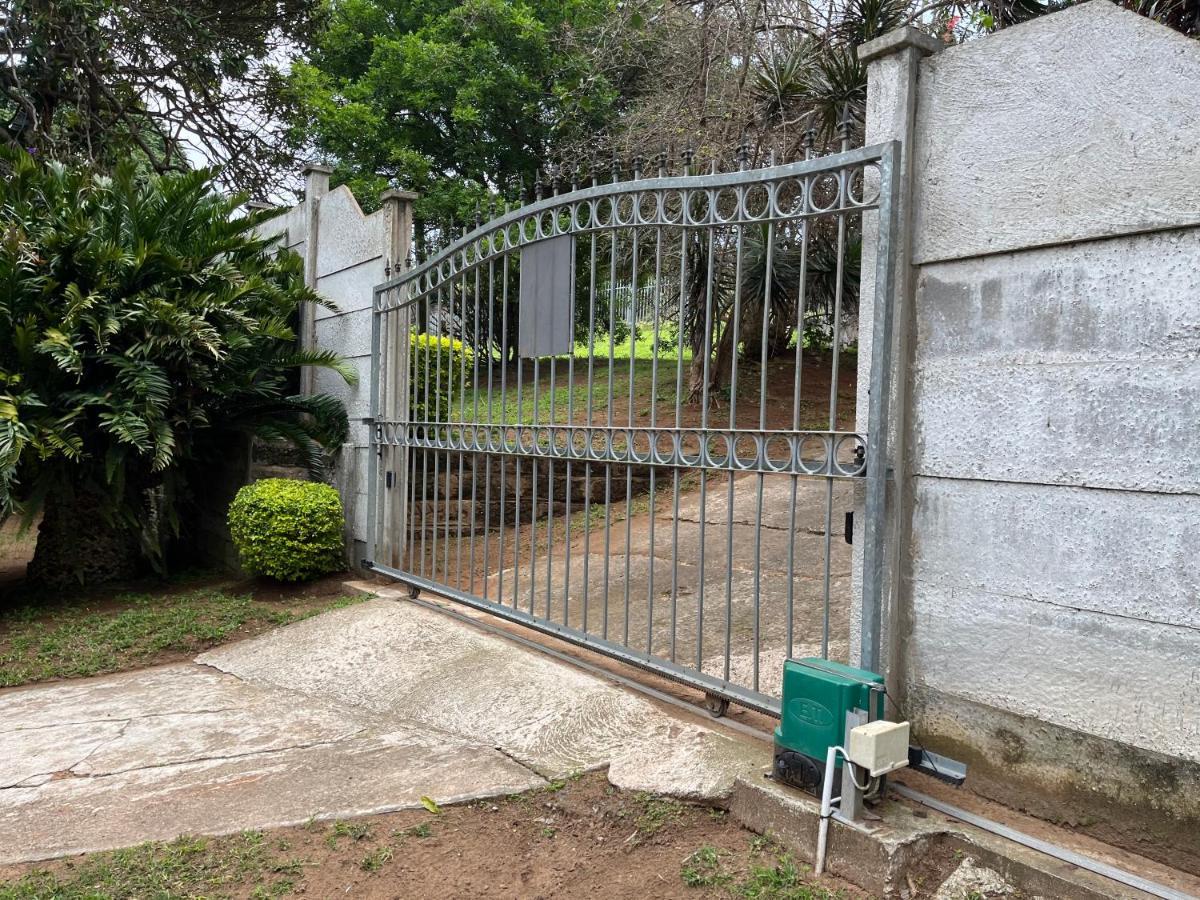 Villa 10 St Johns - House à Port Shepstone Extérieur photo